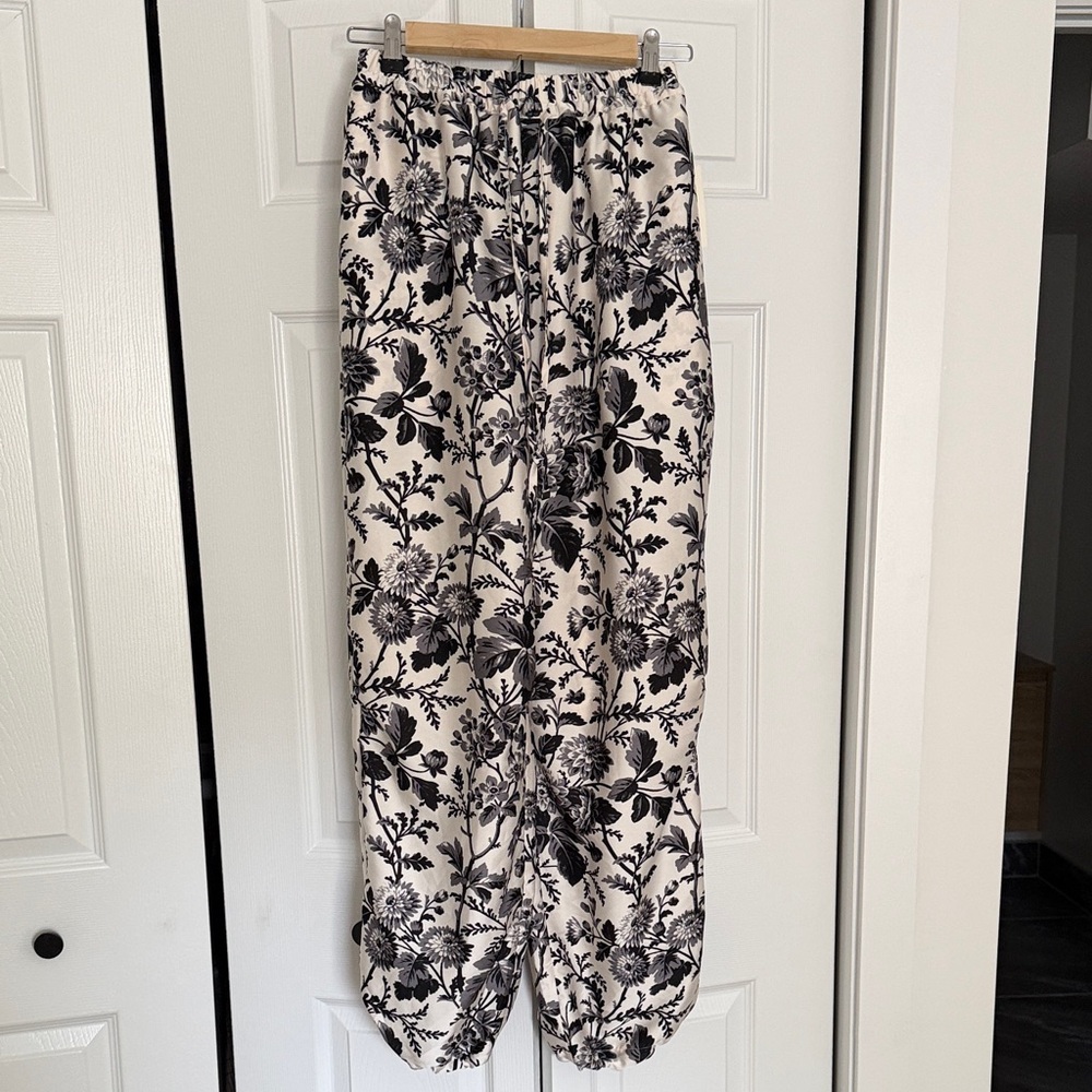 Anthropologie Maeve Floral Black and White Women's Pants